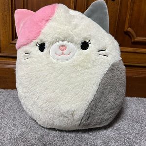 Karina - Cat Squishmallow